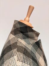 Charger l'image dans la galerie, Daks blazer vintage femme à carreaux en laine 42 FR
