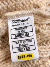 Lade das Bild in den Galerie-Viewer, St Michael pull cricket torsadé 100% laine vierge Made in UK Taille L
