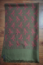 Carica l&#39;immagine nel visualizzatore di Gallery, Harper foulard vert à motif paisley en soie Made in Italy
