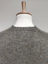 Afbeelding in Gallery-weergave laden, MC George pull losanges en pure laine Shetland Made in Scotland XXL
