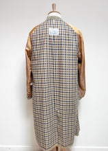 Afbeelding in Gallery-weergave laden, Aquascutum of London trench coat beige Aqua 5 100% coton Made in England L
