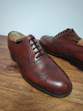 Afbeelding in Gallery-weergave laden, Carmina richelieus oxford en cuir de veau marron 6,5 UK / 40 FR
