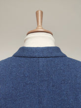 Carica l&#39;immagine nel visualizzatore di Gallery, Harris Tweed blazer vintage en tweed bleu 56 Made in France
