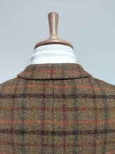 Carica l&#39;immagine nel visualizzatore di Gallery, Harris Tweed X Barutti blazer tweed à carreaux en pure laine
