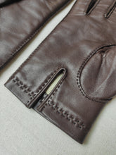 Carica l&#39;immagine nel visualizzatore di Gallery, Madelios Paris gants vintage en cuir d&#39;agneau marron brun S

