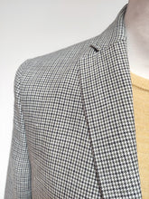 Afbeelding in Gallery-weergave laden, J. Lindeberg blazer pied de poule 100% lin Tessuti Di Sondrio 48R
