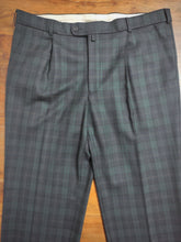 Afbeelding in Gallery-weergave laden, Walbusch pantalon tartan à carreaux en laine vierge 56
