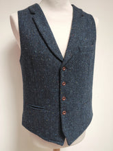 Charger l&#39;image dans la galerie, Harris Tweed X Francesco Fabbri gilet bleu chiné à chevrons en pure laine vierge 54
