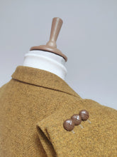 Charger l&#39;image dans la galerie, Harris Tweed X Jodhpur Galeries Lafayette blazer vintage en pure laine vierge 56
