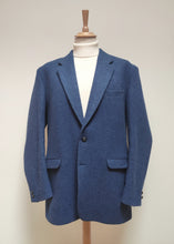 Charger l&#39;image dans la galerie, Harris Tweed blazer vintage en tweed bleu 56 Made in France
