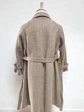 Charger l&#39;image dans la galerie, Aquascutum X F. Bellini manteau femme en pure laine Made in England 8 UK / 36 FR
