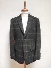 Charger l&#39;image dans la galerie, Harris Tweed X Barutti blazer à carreaux fenêtre 100% laine 50
