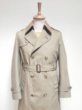 Charger l&#39;image dans la galerie, Brooks Brothers trench-coat femme vintage beige Made in USA
