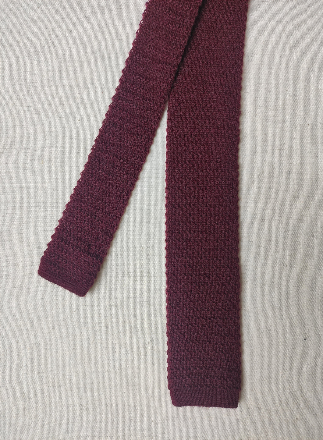 Cravate tricot vintage bordeaux 100% laine