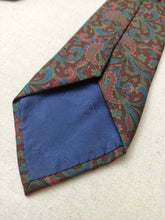 Afbeelding in Gallery-weergave laden, Lanvin Paris cravate vintage en soie à motif paisley Made in Italy
