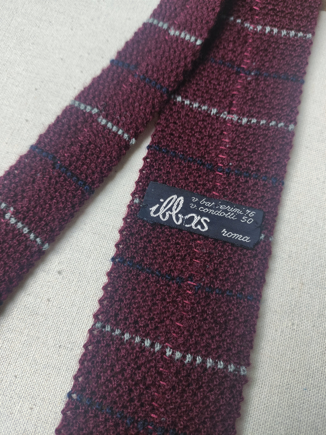 Ibbas Roma cravate tricot bordeaux à rayures en laine Made in Italy