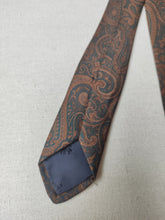 Carica l&#39;immagine nel visualizzatore di Gallery, Brooks Brothers cravate paisley en soie Made in USA

