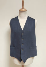 Charger l&#39;image dans la galerie, Windsor Peek&amp;Cloppenburg gilet natté bleu marine en laine vierge et lin 54
