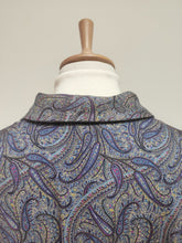 Charger l&#39;image dans la galerie, Pierre Cardin robe de chambre vintage paisley à col châle en laine
