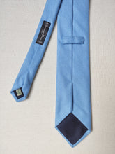 Charger l&#39;image dans la galerie, Christian Dior X Michael Drake cravate bleue en cachemire Made in England
