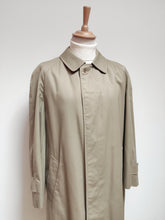 Afbeelding in Gallery-weergave laden, Aquascutum of London trench coat beige Aqua 5 100% coton Made in England L
