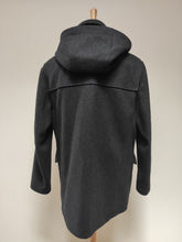 Carica l&#39;immagine nel visualizzatore di Gallery, Brooks Brothers duffle coat  gris en laine M
