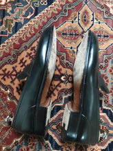 Afbeelding in Gallery-weergave laden, Carmina Penny loafers Forest 41,5
