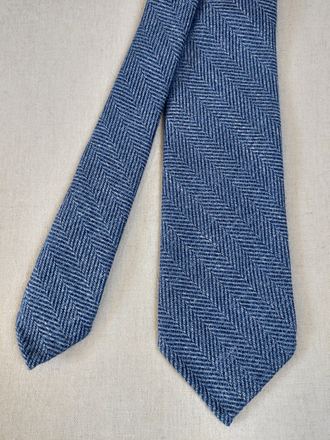 Drake's cravate chevronnée en laine, lin et soie