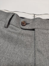 Carica l&#39;immagine nel visualizzatore di Gallery, Suitsupply pantalon gris flanelle 100% laine 48/50
