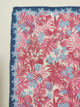 Carica l&#39;immagine nel visualizzatore di Gallery, Brooks Brothers pochette florale en coton et lin
