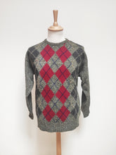 Charger l&#39;image dans la galerie, MC George pull en pure laine Shetland Made in Scotland L
