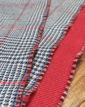 Charger l&#39;image dans la galerie, Hackett écharpe réversible en pure laine vierge Prince de Galles
