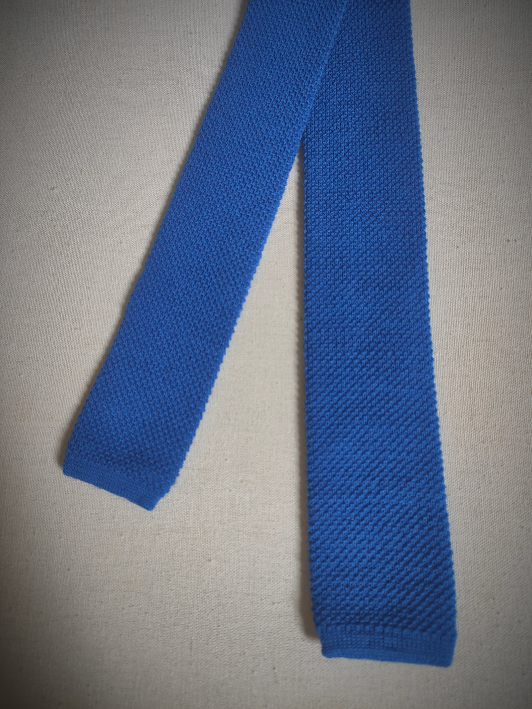 Cravate tricot vintage 100% laine bleu azur Made in France