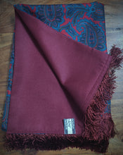 Afbeelding in Gallery-weergave laden, Foulard paisley double face vintage Made in Italy
