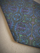 Charger l&#39;image dans la galerie, Cravate vintage en soie à motif géométrique Made in France
