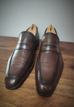 Afbeelding in Gallery-weergave laden, Stefanobi mocassins patinés en cuir lisse 9 UK/43 FR
