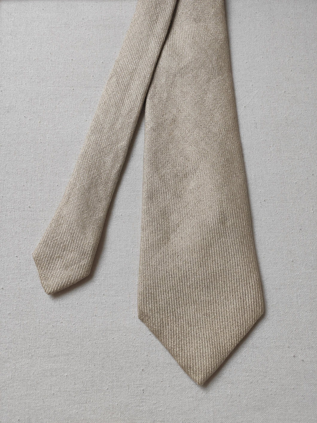 Drake's X Rosa & Teixeira cravate beige 100% lin Made in England