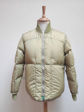 Charger l&#39;image dans la galerie, Rocky Mountain Featherbed GT down jacket emerald 38 / M

