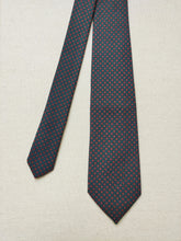 Afbeelding in Gallery-weergave laden, Caleffi Roma X Vivax London cravate verte en laine Made in England
