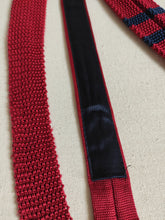 Afbeelding in Gallery-weergave laden, Brooks Brothers cravate rouge en tricot de soie Made in Italy
