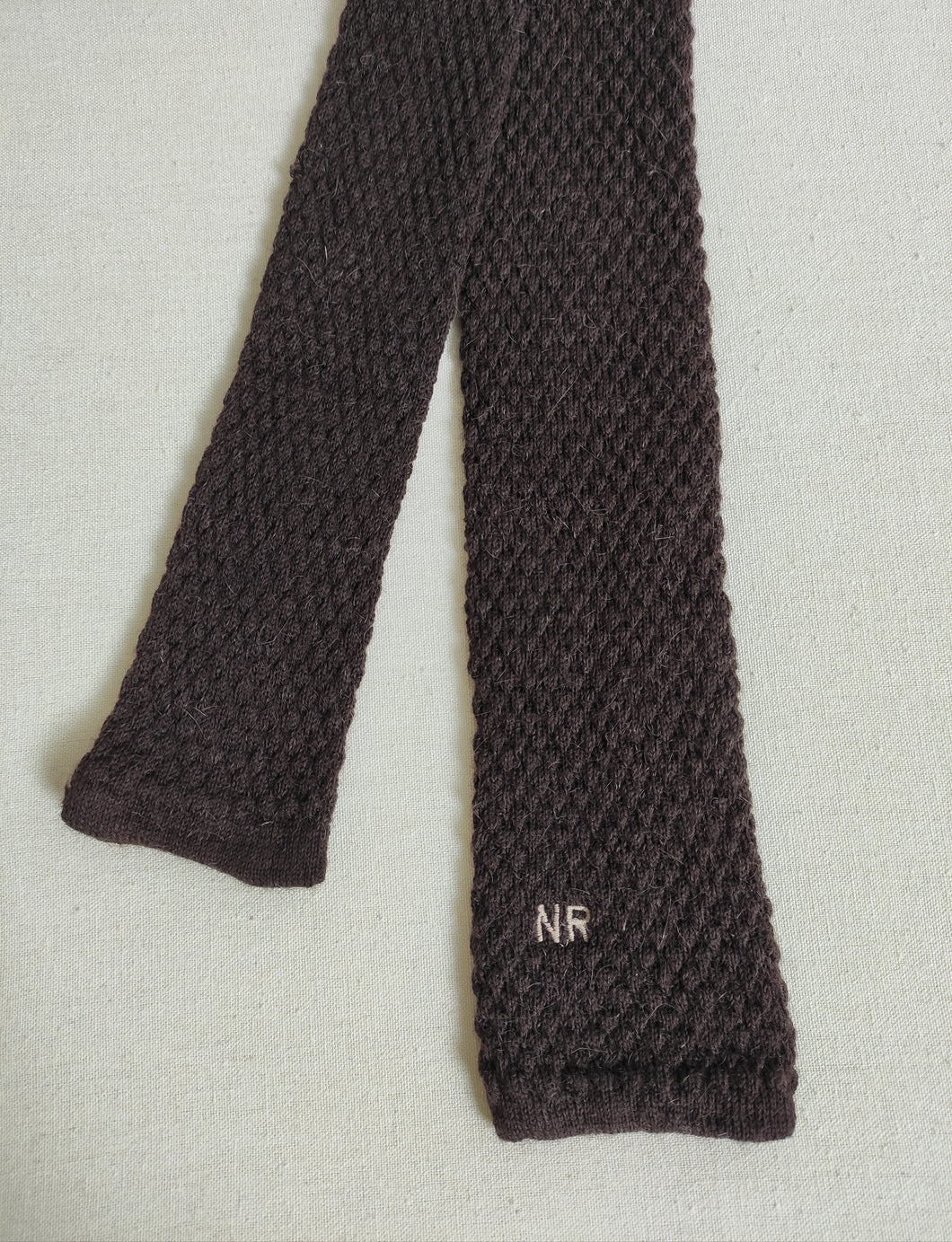 Nina Ricci Paris cravate tricot vintage en alpaga et laine