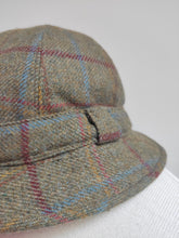 Charger l&#39;image dans la galerie, Scott &amp; Co Hatters X Old England chapeau tweed ghillie à carreaux 100% laine 55
