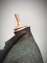 Carica l&#39;immagine nel visualizzatore di Gallery, Harris Tweed blazer tweed à carreaux fenêtre en pure laine 54
