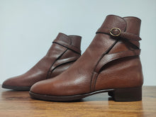 Afbeelding in Gallery-weergave laden, Tanino Crisci bottines Jodhpur en cuir grainé marron 36,5 FR Made in Italy
