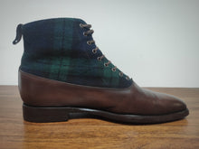 Carica l&#39;immagine nel visualizzatore di Gallery, Septième Largeur bottines tartan Balmoral en cuir de veau marron patiné 7,5 UK/41,5 FR
