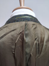 Carica l&#39;immagine nel visualizzatore di Gallery, Harris Tweed blazer tweed vert chiné en pure laine L
