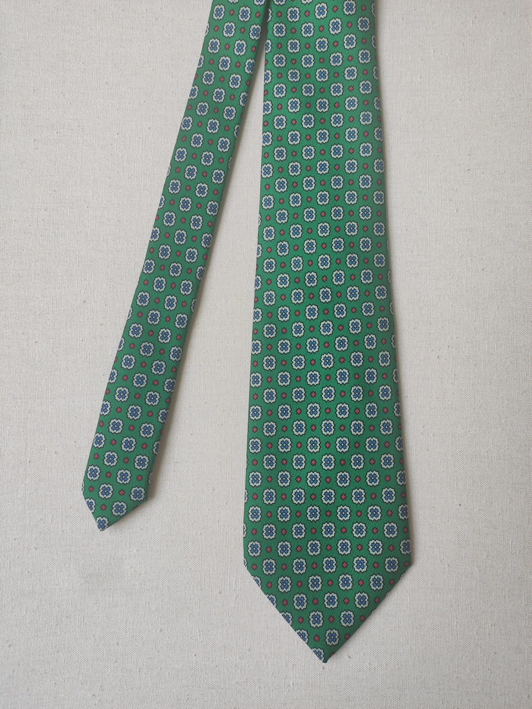 Charles Hill cravate verte en soie à motif floral Made in England
