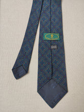 Carica l&#39;immagine nel visualizzatore di Gallery, Vismara Milano cravate vintage à motif géométrique en soie Made in Italy
