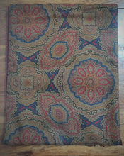 Charger l&#39;image dans la galerie, Etro Milano écharpe double face vintage paisley en cachemire et soie Made in Italy
