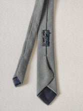 Afbeelding in Gallery-weergave laden, Stuart Turner &amp; Co cravate vintage en pure laine
